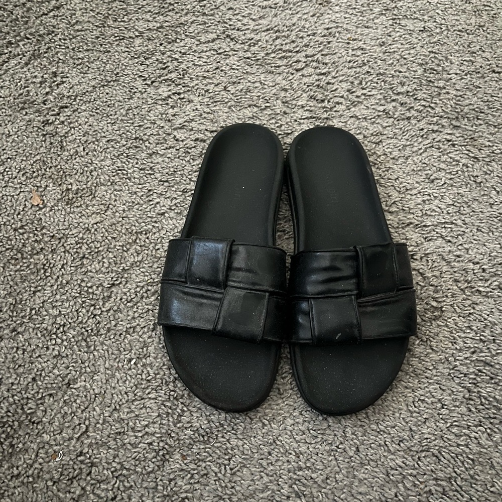 Black Slide Sandals with Bow Detail